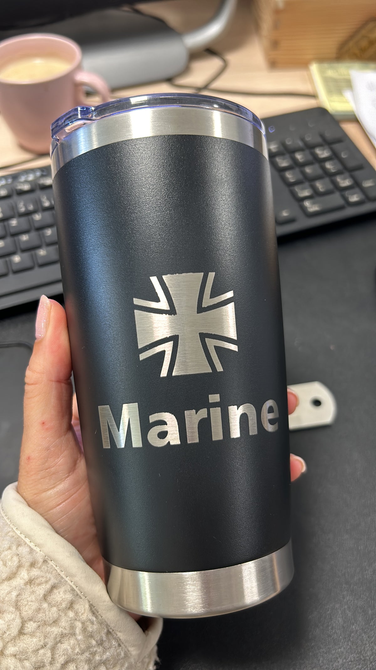 Taza térmica con grabado personalizado