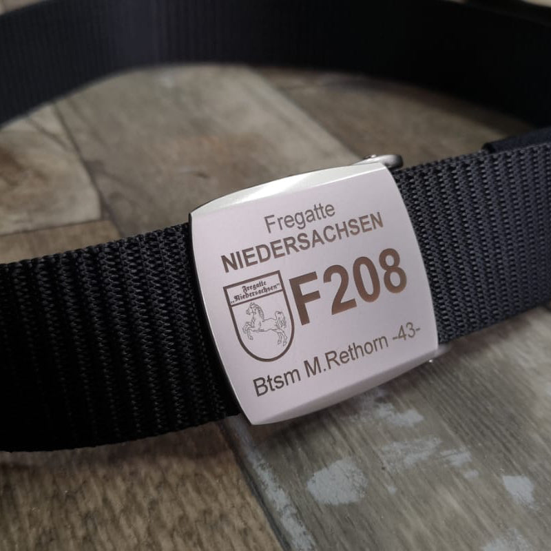 F208 - Gürtel aus Canvas mit Koppelschloss und  individueller Lasergravur