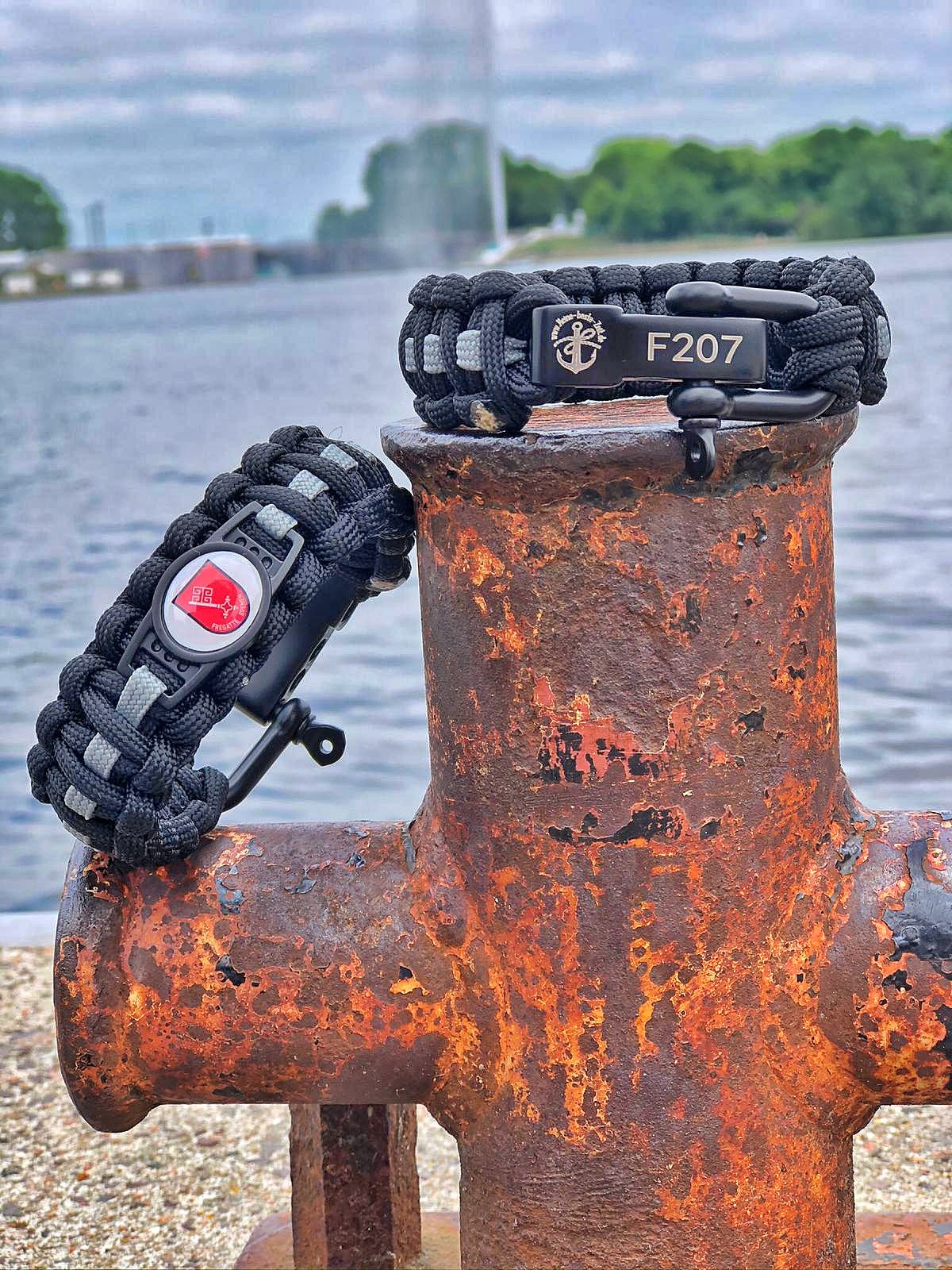 Pulsera de paracord Fragata BREMEN F207 - Talla ajustable