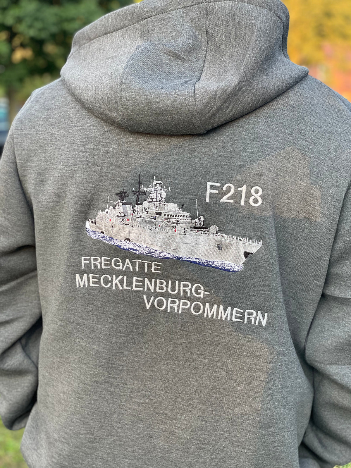 Sweatjacke / ZIP-Hoodie, hellgrau mit Brust- & Rückenbestickung DEINER EINHEIT !!