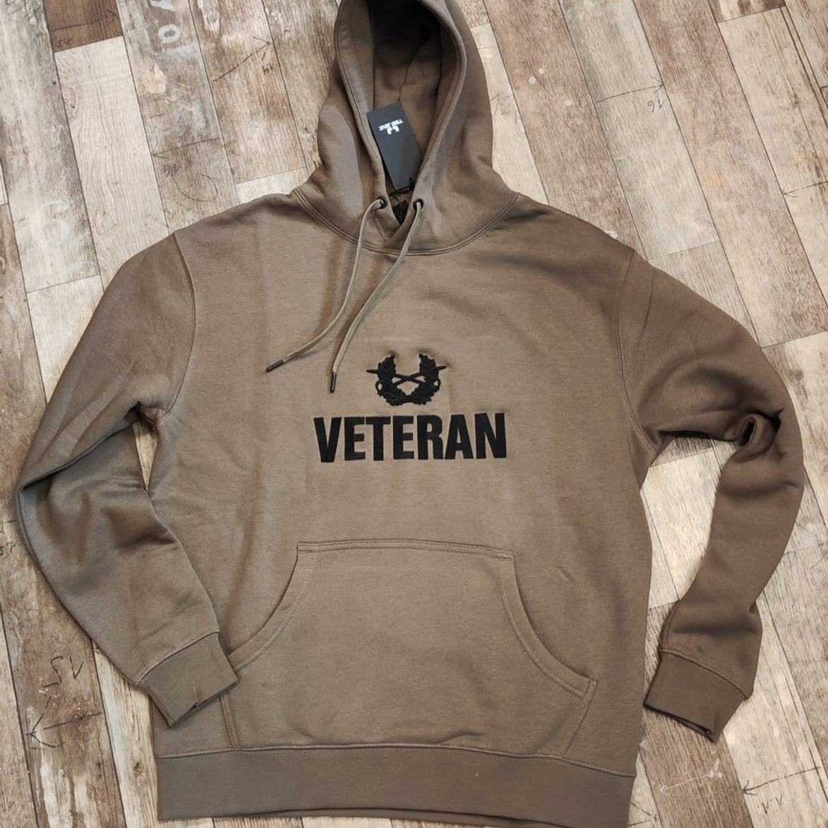 Sudadera con capucha "VETERANO" con insignia del ejército 