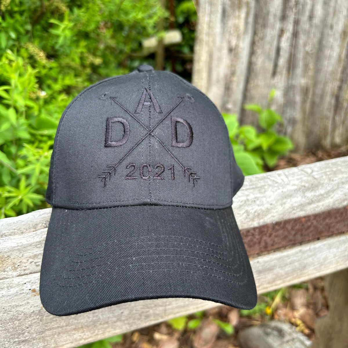 BaseCap “DAD” Cross Year