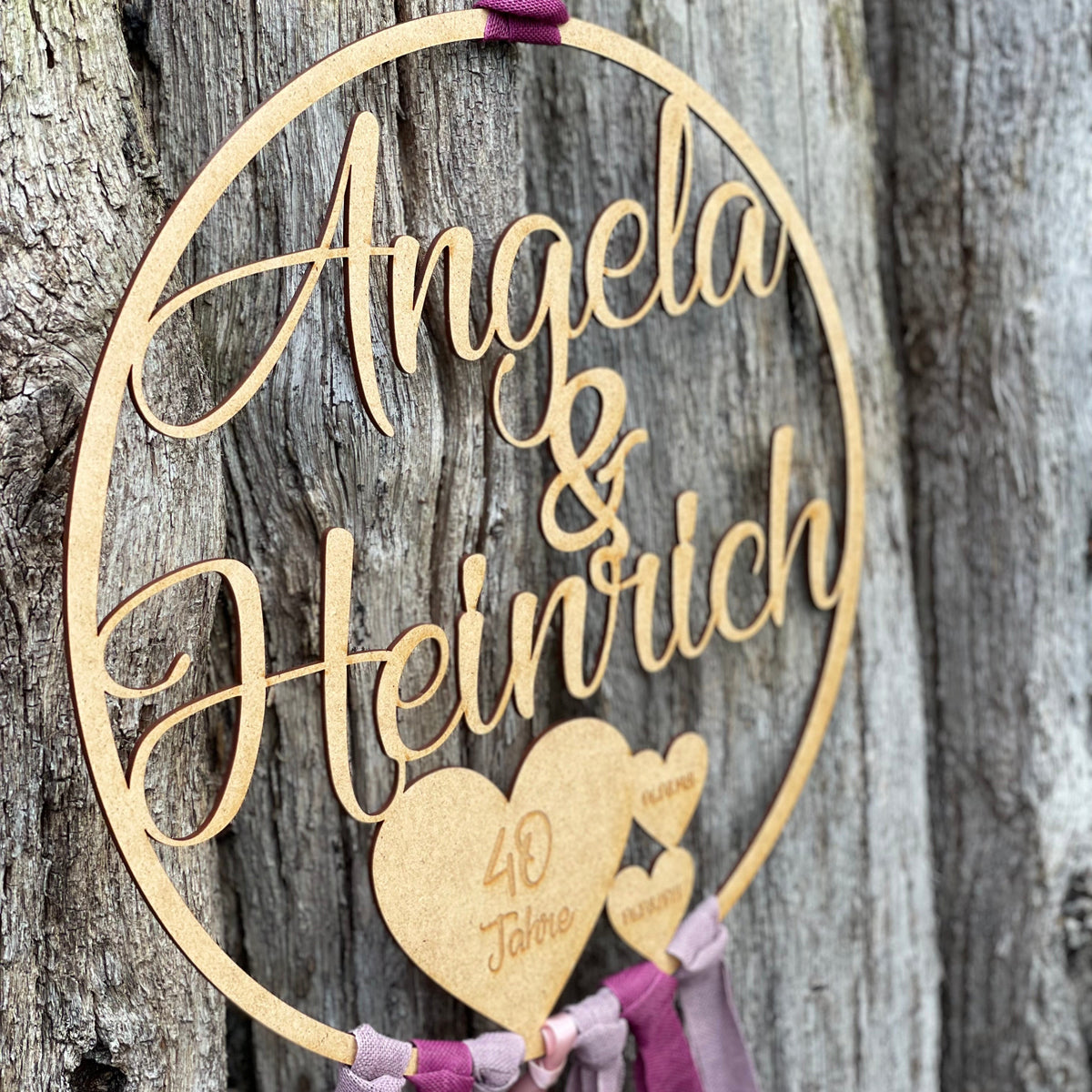 Hoop - 38cm mit Namen & Datum zum Hochzeitstag mit zusätzlichen Herzen