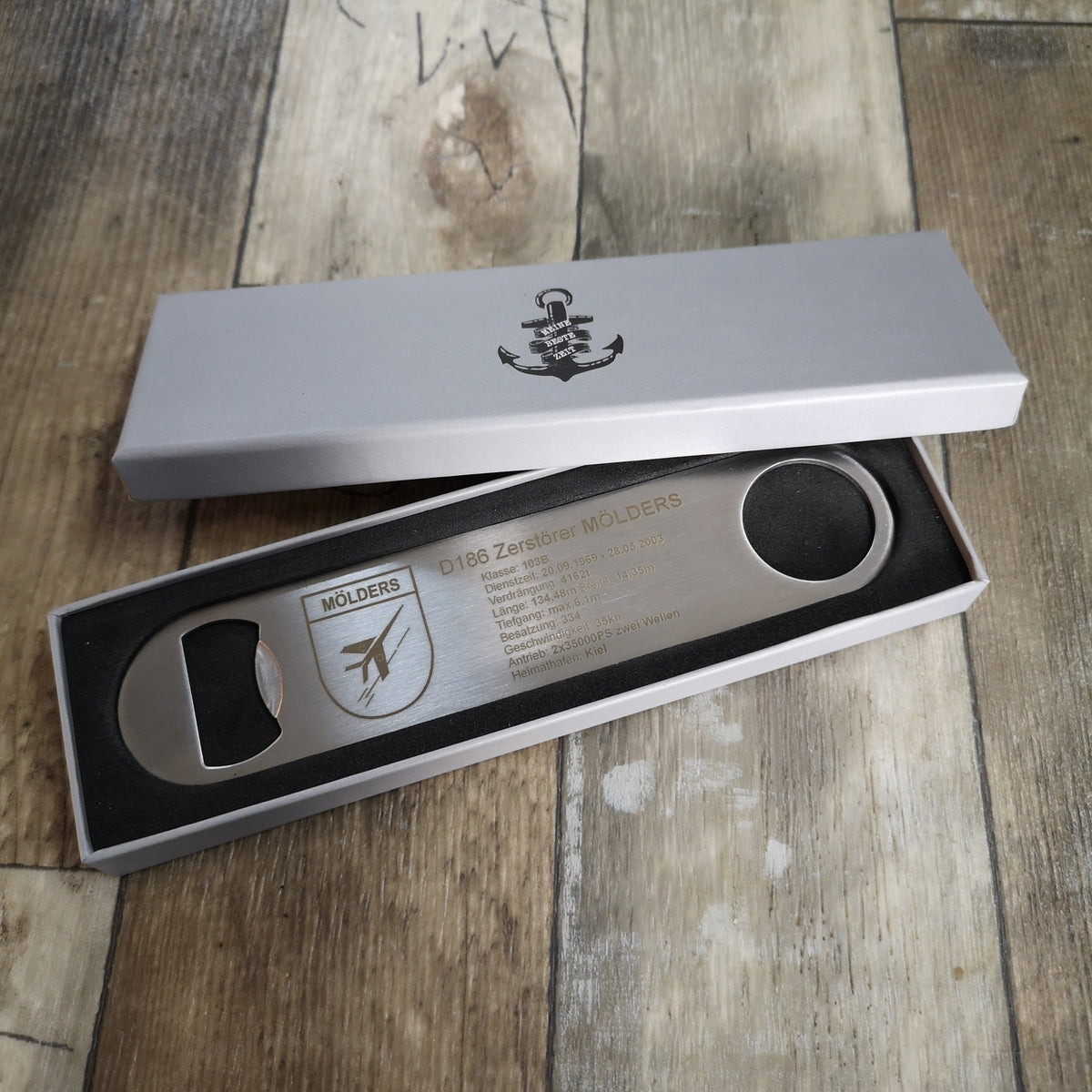 D186 Destructor Mölders, abridor de botellas con grabado láser