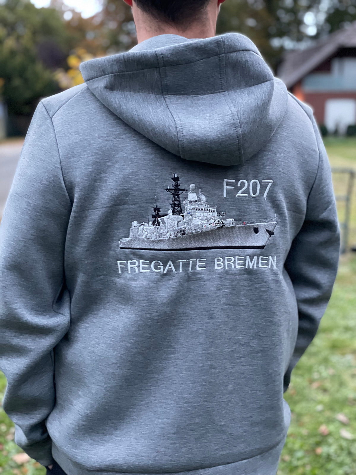 Sudadera con capucha y cremallera de la Fragata F208 NIEDERSACHSEN