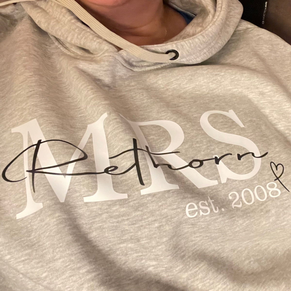 Sudadera con capucha MRS (Nombre) est. (Año)