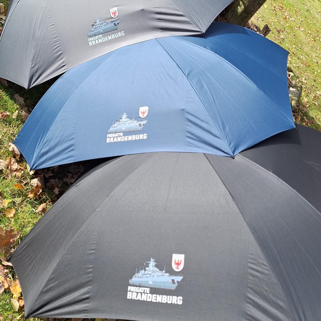 XXL Regenschirm mit DEINER Einheit